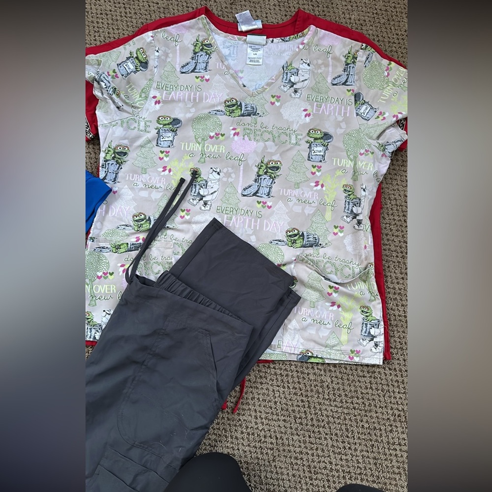 Oscar The  Grouch, Sesame Street, Grey pants. Size Large, L